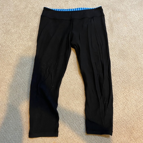 Ivivva reversible cropped leggings - Picture 2 of 6